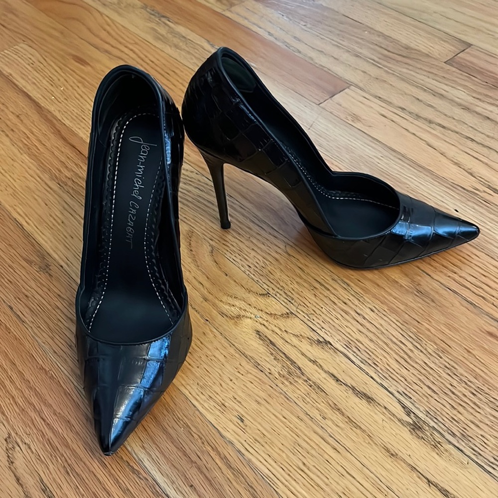 Jean Michel Cazabat pumps